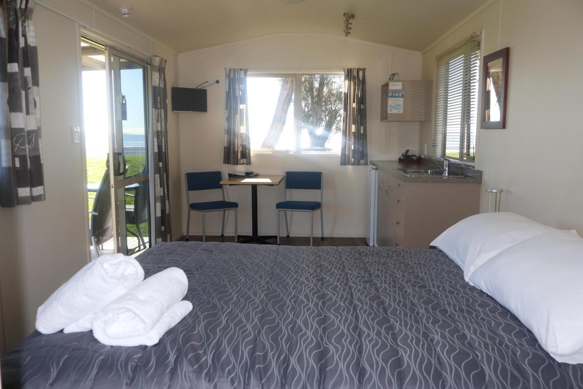 Pohara Beach Top 10 Holiday Park Екстериор снимка
